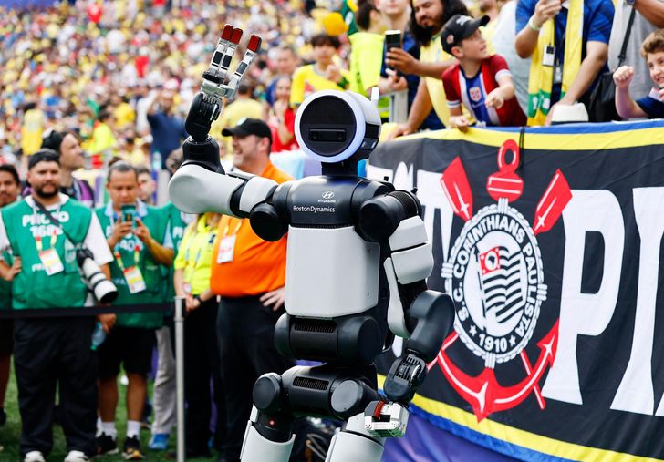 Hyundai Motor Group Acquires Full Ownership of Boston Dynamics